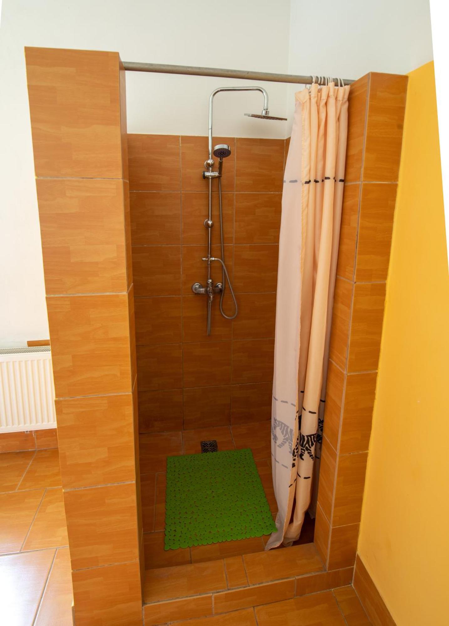 Horovicky Apartmany U Prochazku מראה חיצוני תמונה