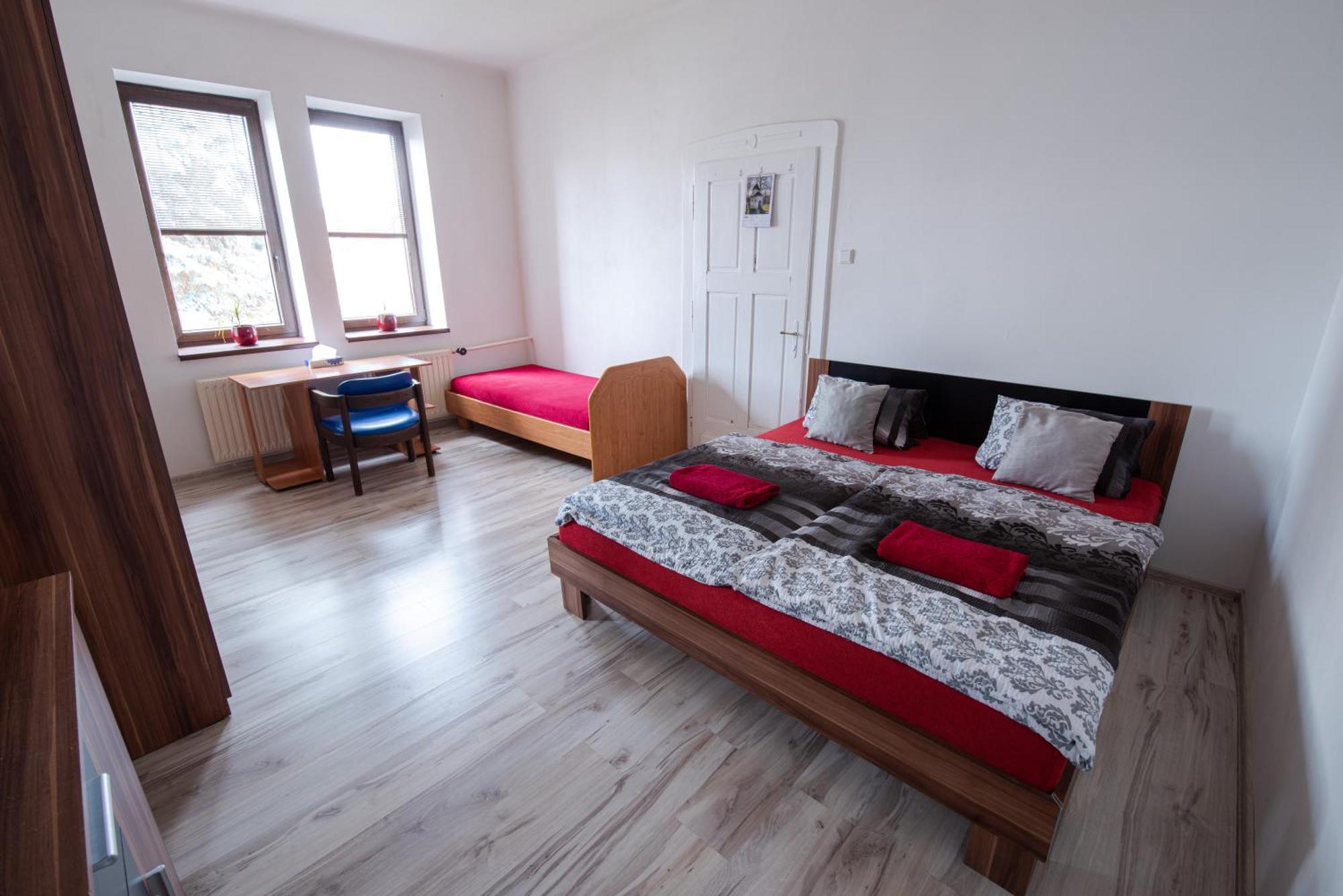 Horovicky Apartmany U Prochazku מראה חיצוני תמונה