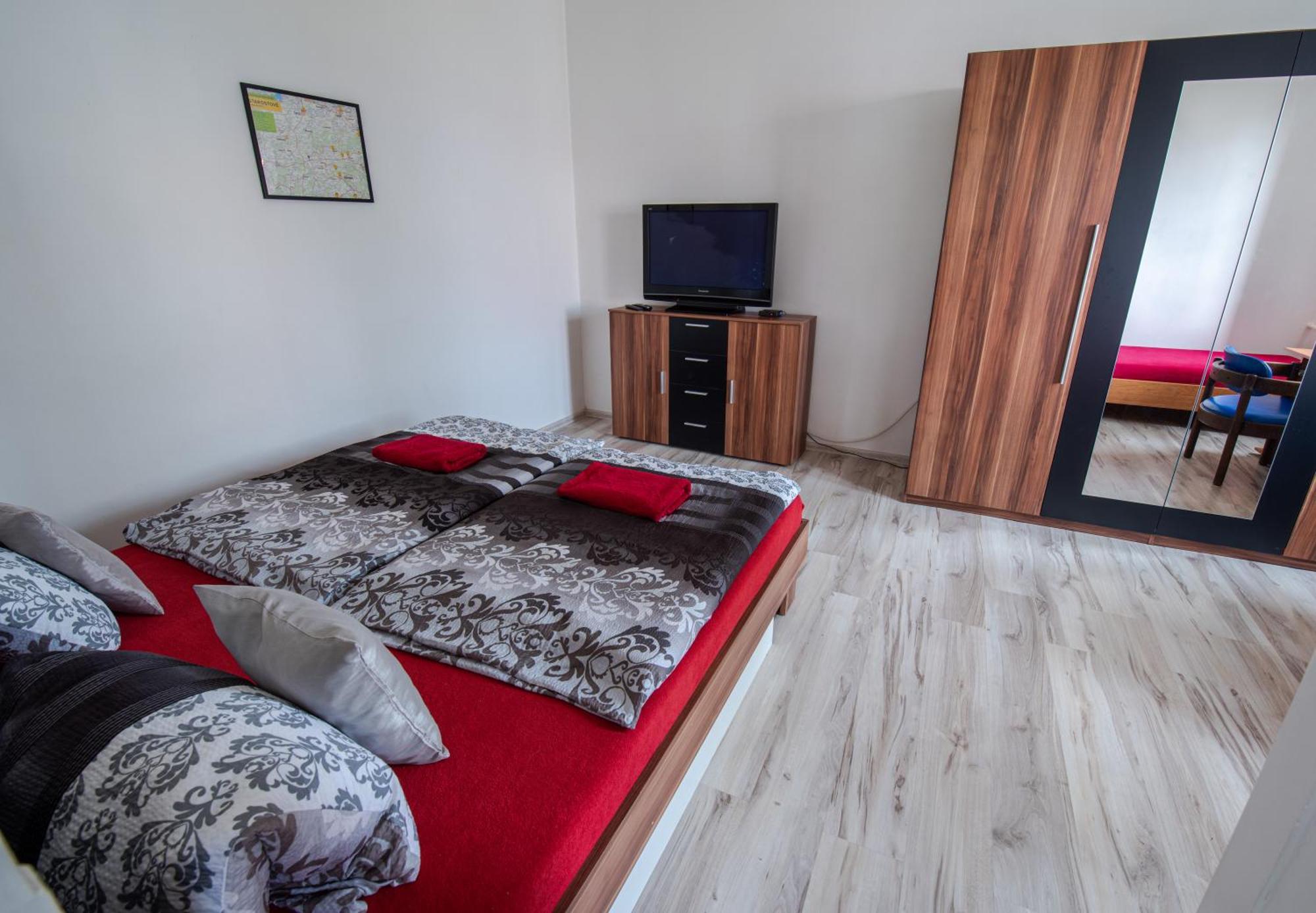 Horovicky Apartmany U Prochazku מראה חיצוני תמונה