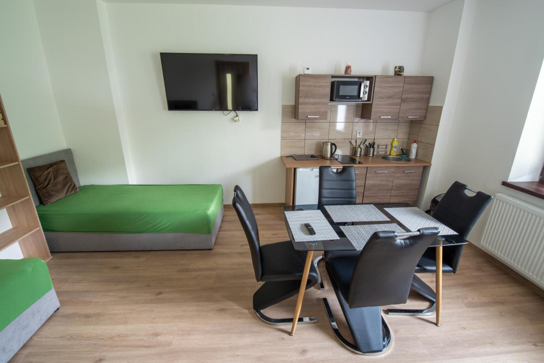 Horovicky Apartmany U Prochazku מראה חיצוני תמונה